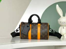Picture of Louis Vuitton Mens Bags _SKUfw140700913fw
